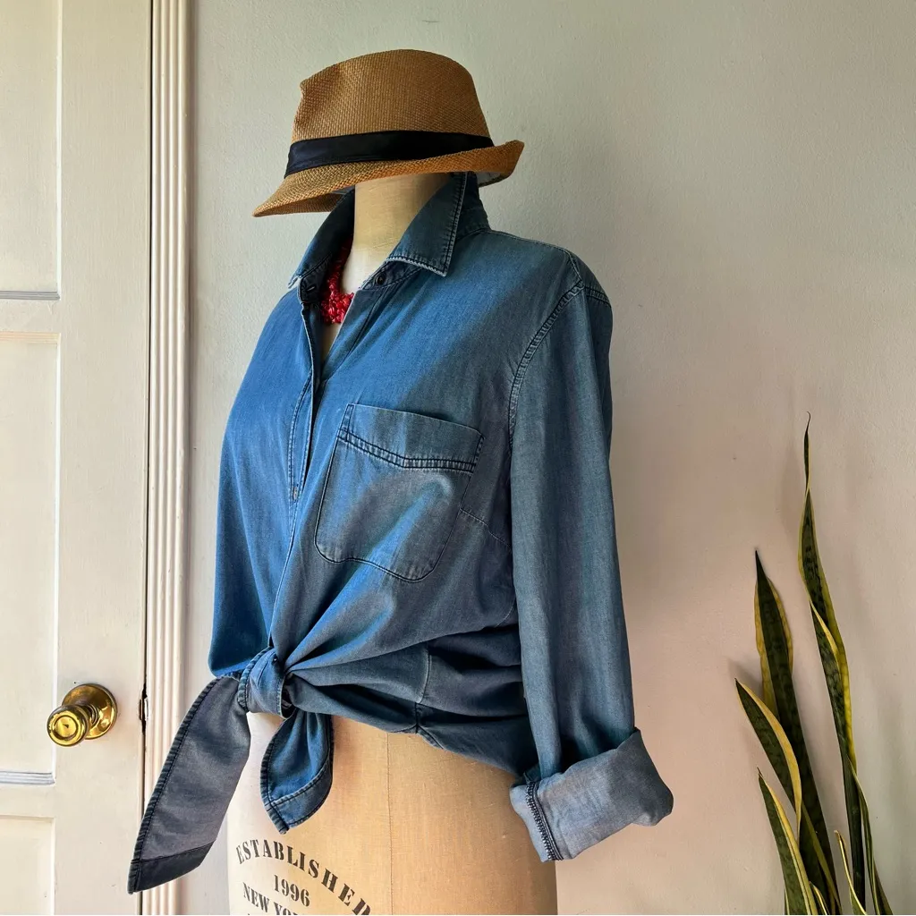 Old Navy• 100% Cotton Chambray Classic Shirt• size Large Tall - Image 6