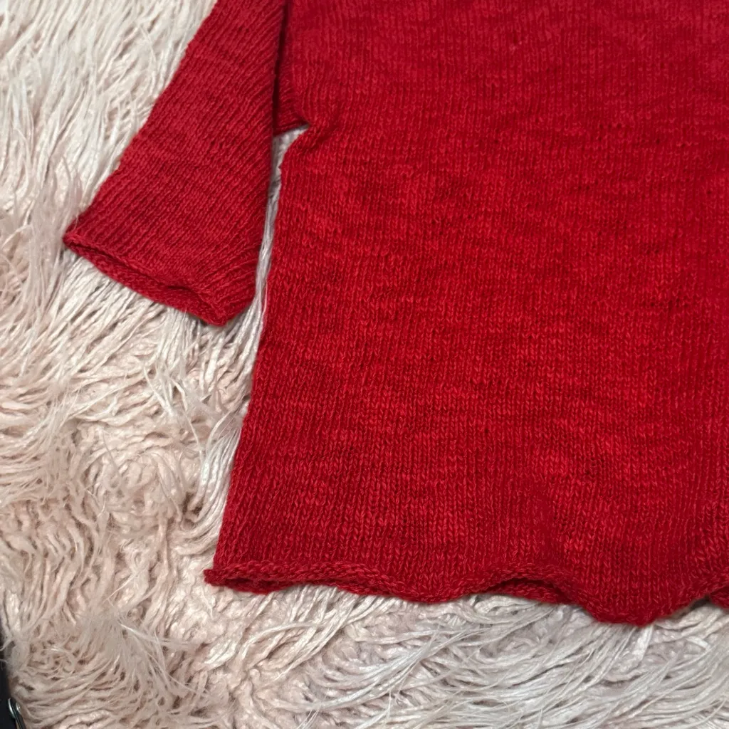 Elegant Scarlet Crew Neck Sweater - Image 3
