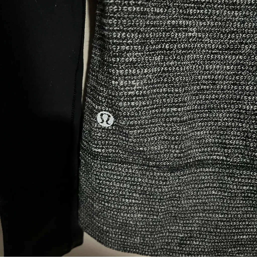 Daily Yoga Practice Gray and Black Zip-Up Jacket - Image 12