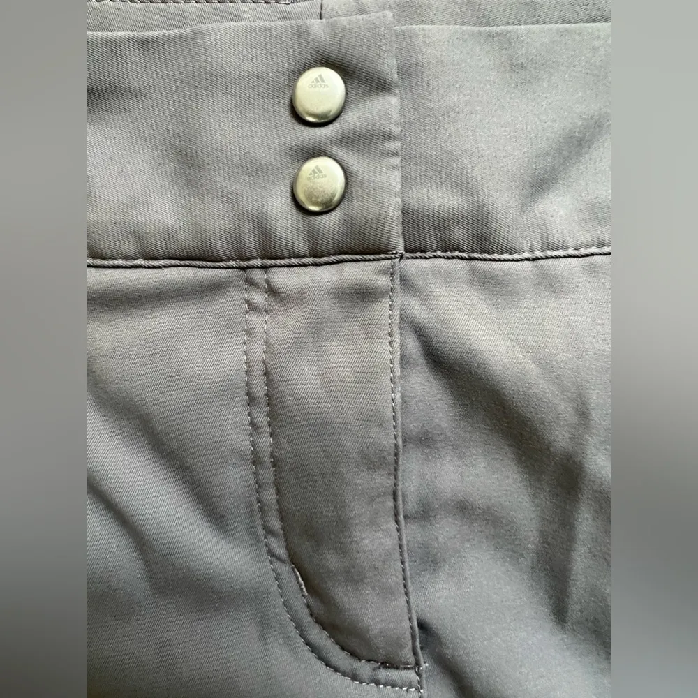 Adidas  | women’s everyday casual athletic golf skort. Size: 8 - Image 4