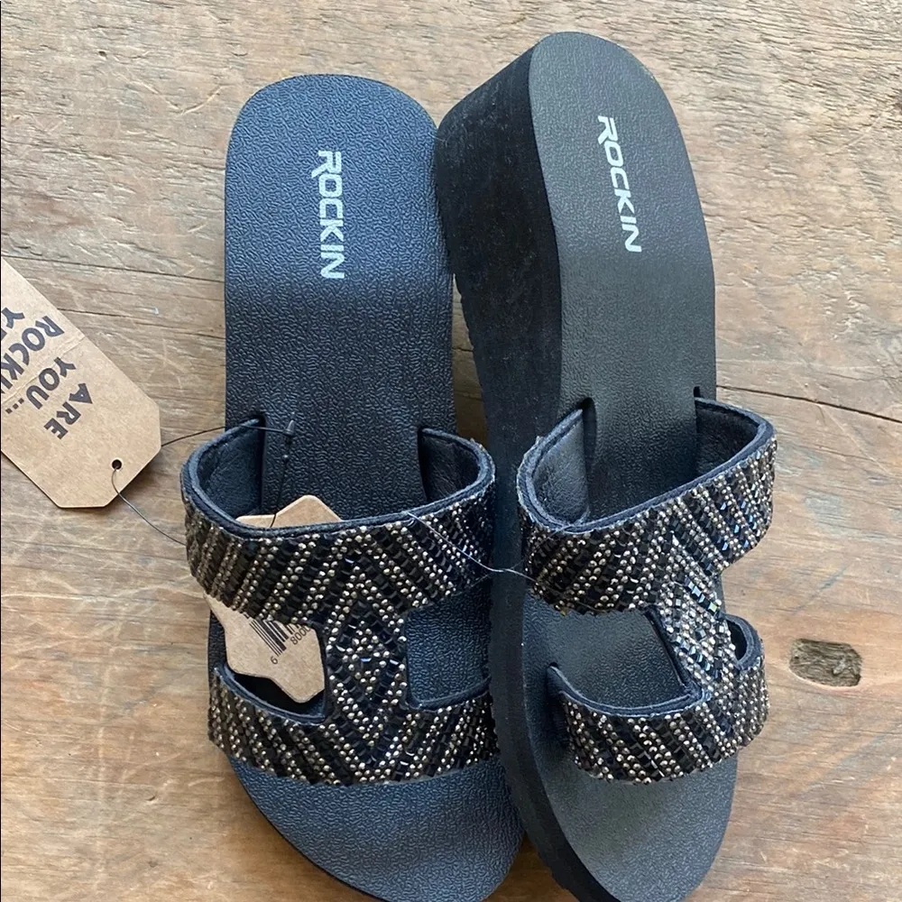 Rockin Black And Silver Chevron Blingy Slide Sandals Size 7 - Image 2