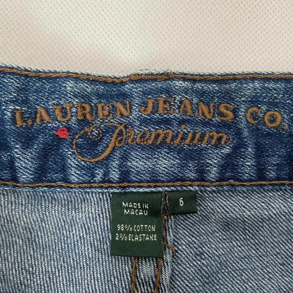 Lauren Jeans Co Womens 6 Premium Denim Jeans Mid Rise Mom Boot Vintage Blue - Image 4