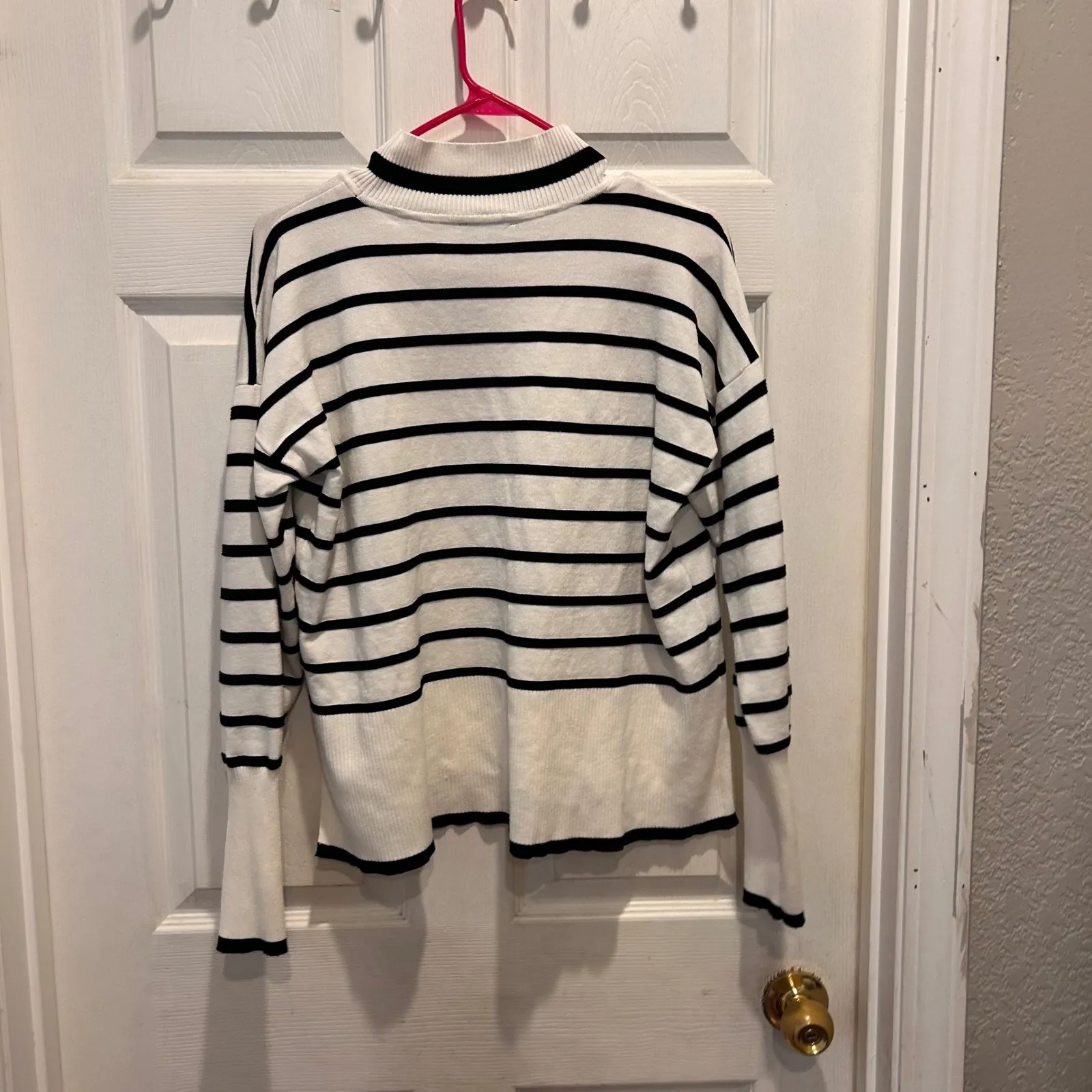 Rachel Zoe Black and White Striped Mock‎ Neck Sweater Knit Top Size Large - Image 6