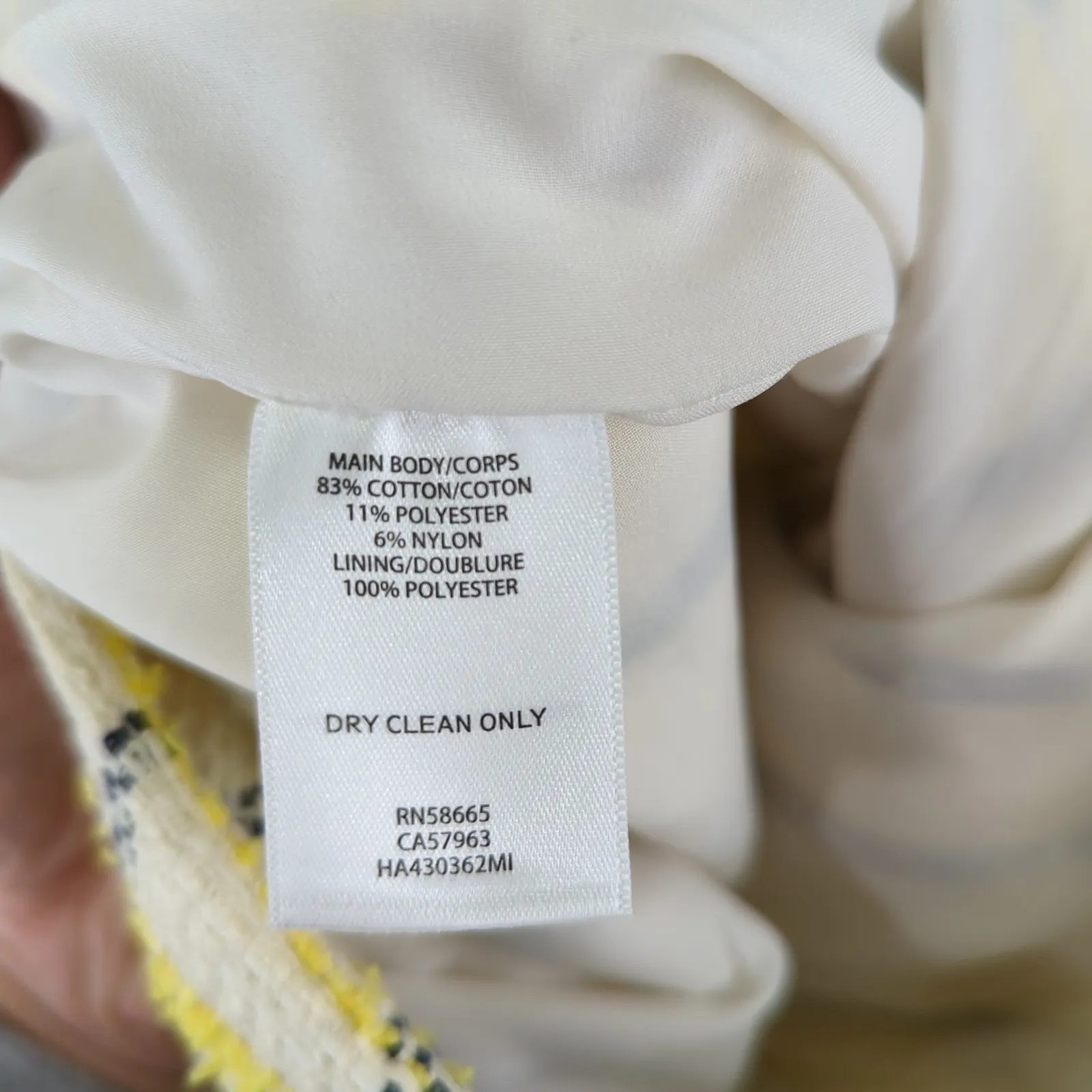 Halogen Tweed Midi Skirt‎ Cream Yellow Black Plaid Women's Size 6 Light Academia - Image 4