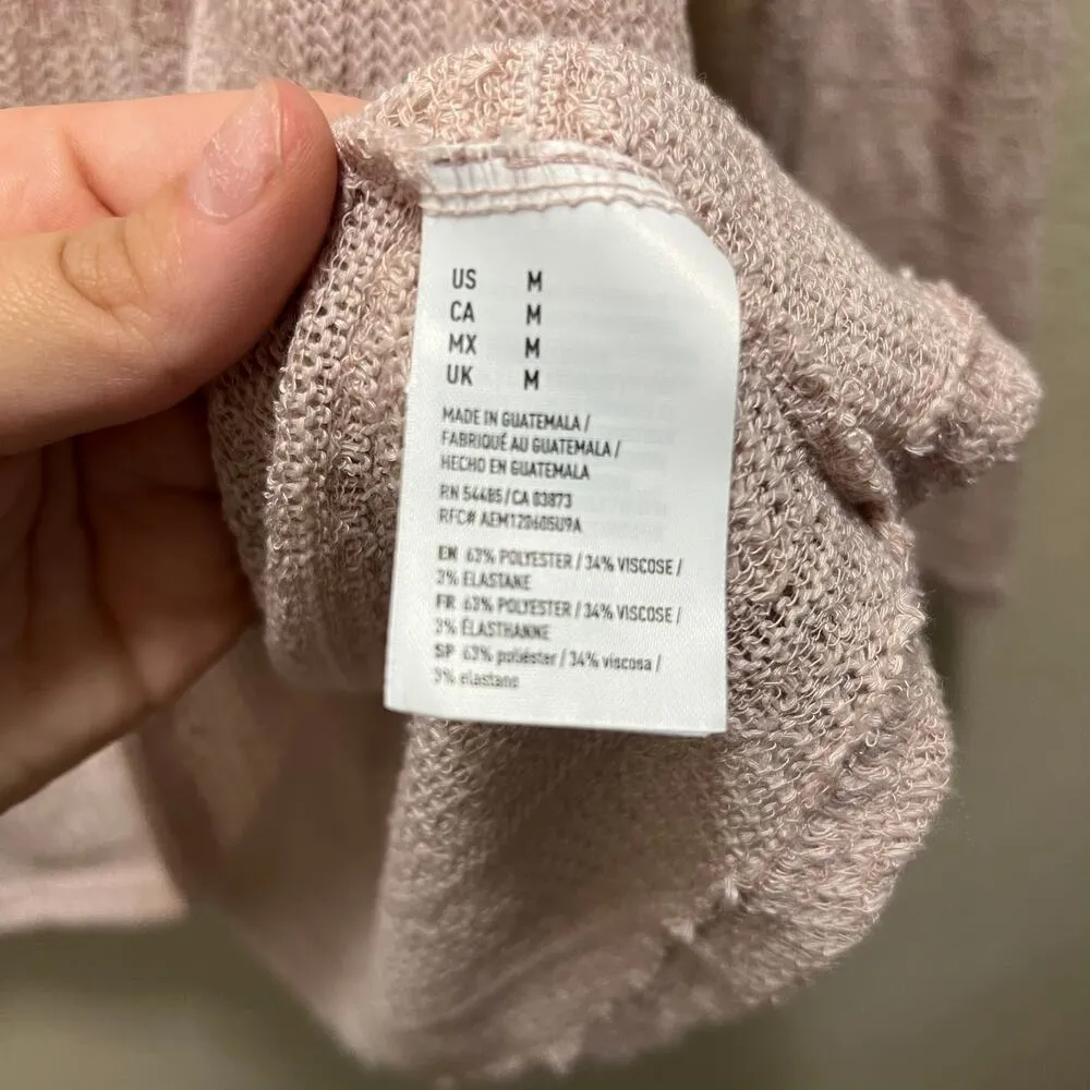 American Eagle Blush Pink Long Sleeve Loose Knit Peplum Blouse Size Medium - Image 5