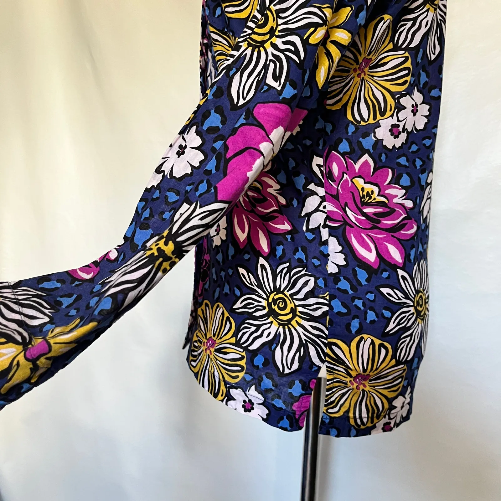 Vera Bradley Violet Floral Button Womens Shirt Size XS Preppy Y2K Retro Boho - Image 12