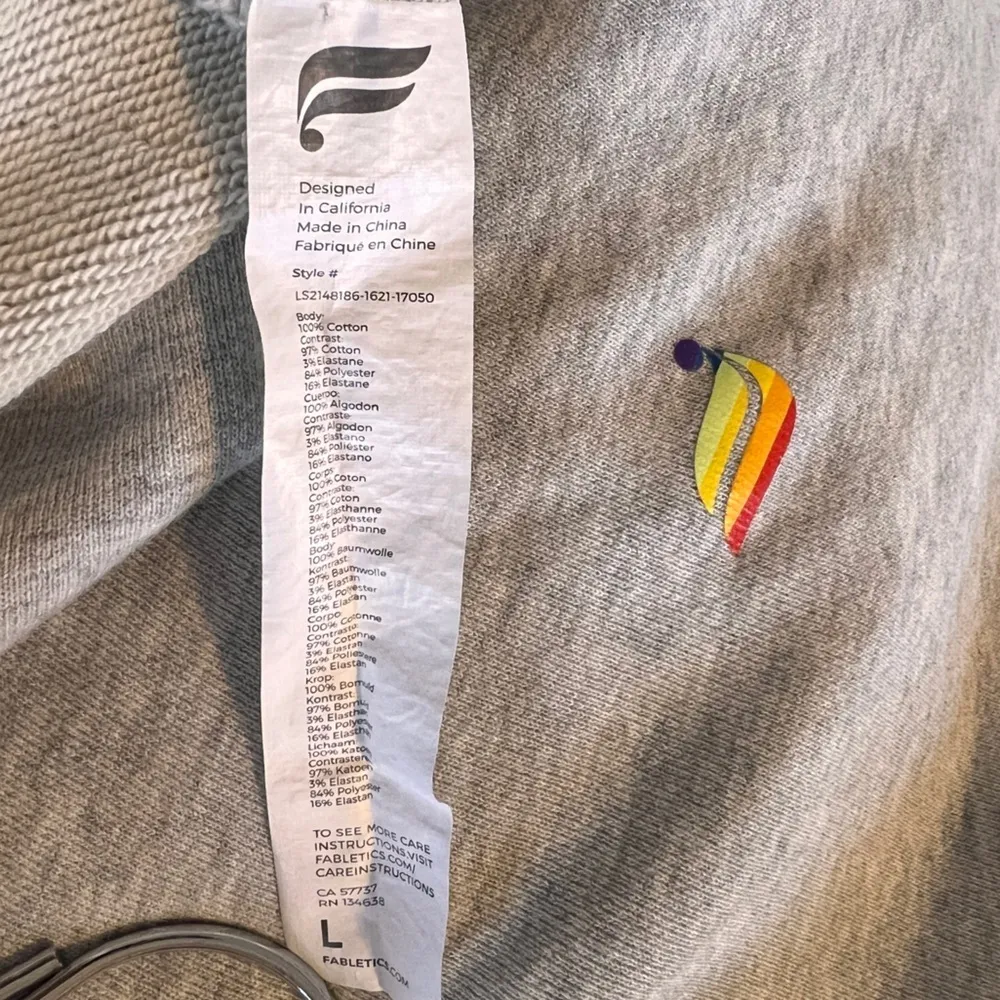 Fabletics Pride Hoodie Gray Heather Mist L - Image 7