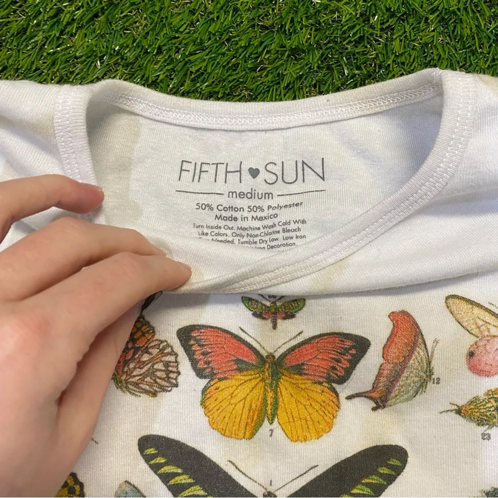 Super Cute Butterfly Top - Image 3