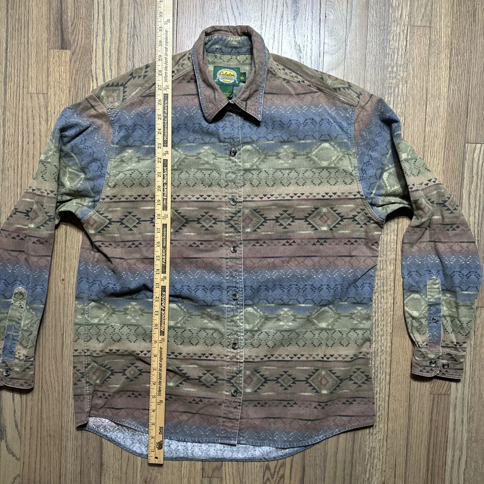 Cabelas Women Flannel Aztec Indian Pattern Button Down Shirt SZ L Button Down Size L - Image 6