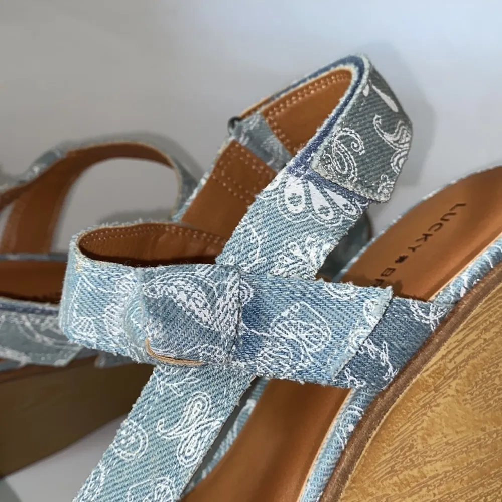 Lucky Brand sandals wedges Demmia acid denim hazy paisley NEW‎ size 10 mushrooms - Image 7