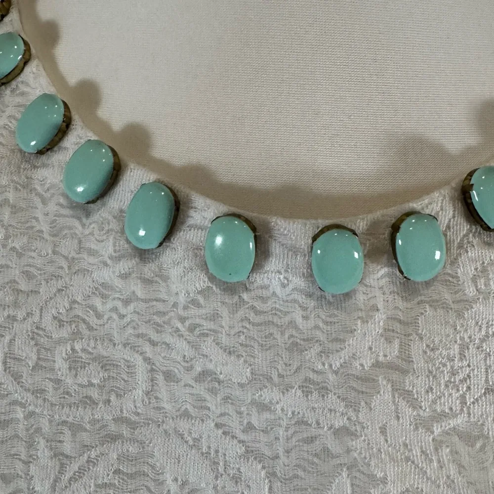 White lace dress with turquoise necklace size medium - Image 3