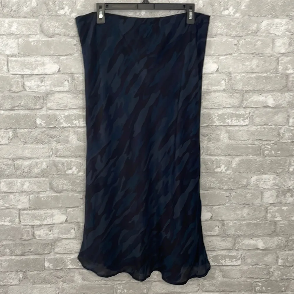Lucky Brand Camo MIDI Skirt - Image 2