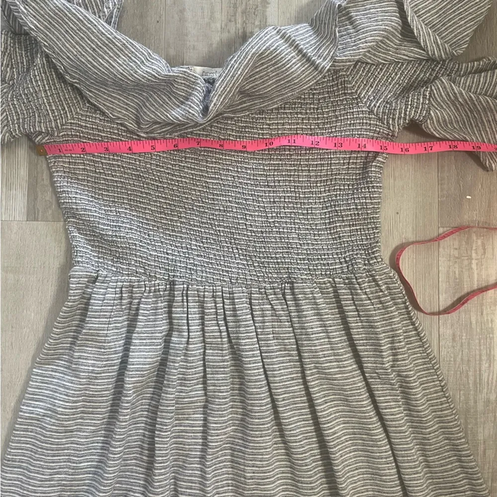 Oddy size Medium off the shoulder grey striped dress. Gray - Image 9