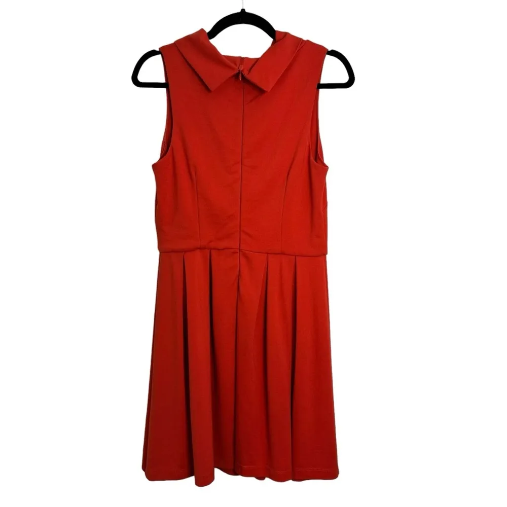 Alice & Trixie Red Sleeveless Back Collar Pleated Dress - Image 5