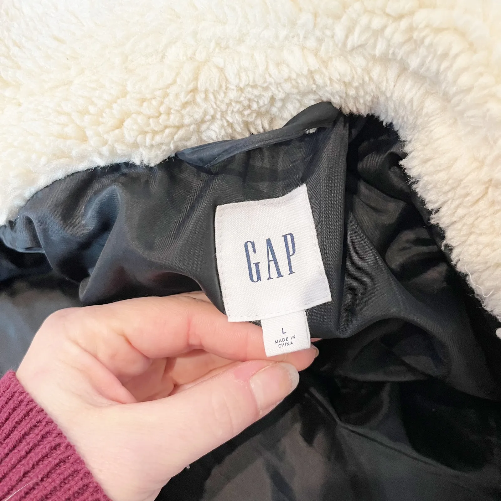 GAP Relaxed Cold Control Long Sherpa Puffer Coat Jacket Black Large - Image 3