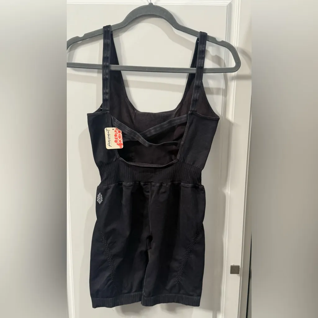 New! Free People Movement Good Karma Runsie Black Size undefined - Image 2