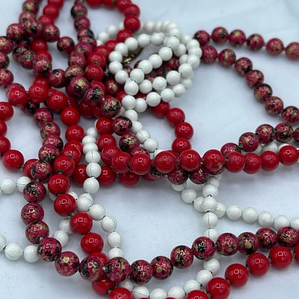 3 “oops a daisy” vintage metal enamel beaded necklaces. White - Image 2