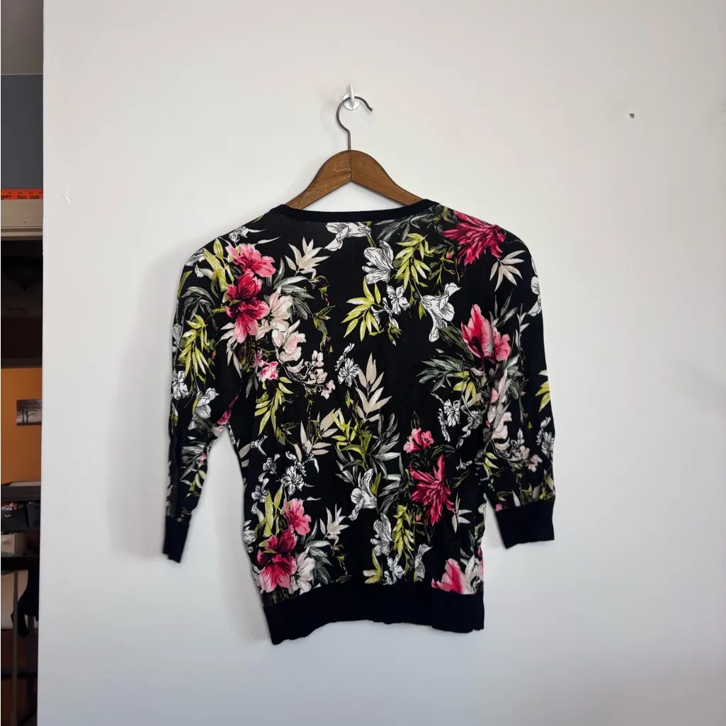 White House Black Market WHBM Floral Black Pink Snap Front Cardigan Sweater - Image 6