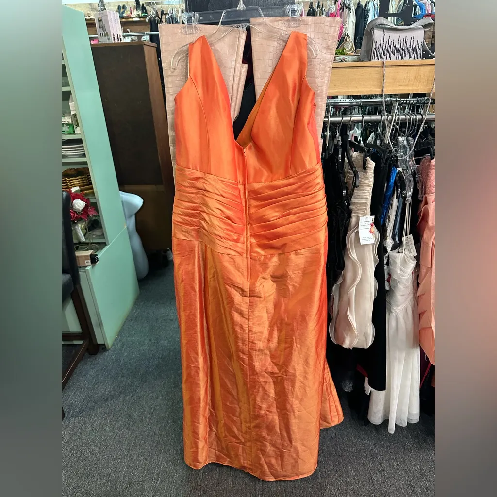 Size 26 orange full length formal gown - Image 6