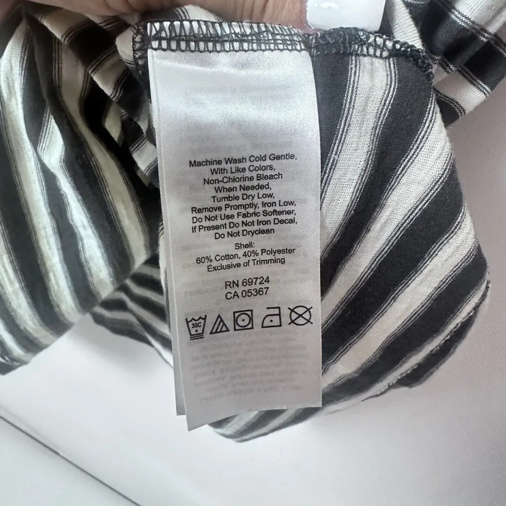 Columbia T Shirt Womens SP Gray Striped Long Sleeve Lightweight V Neck Pocket - Image 4