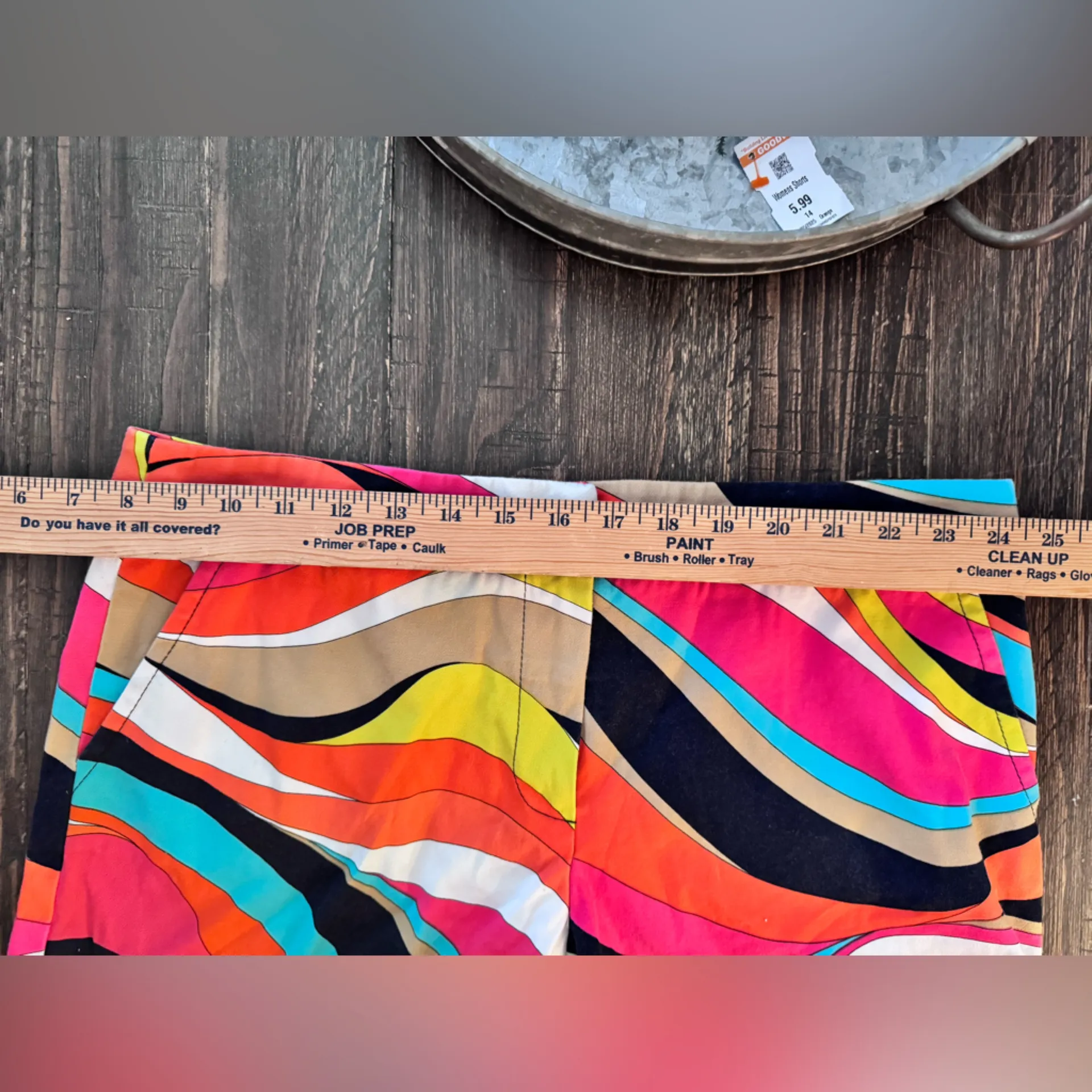 Trina Turk Retro Psychedelic Abstract Wave Print Shorts Size 12 - Image 2