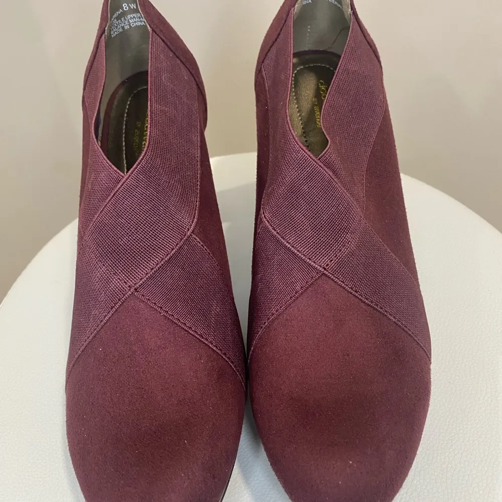Cloudwalkers Burgundy Heeled Booties Women’s 8W Slip - Image 9