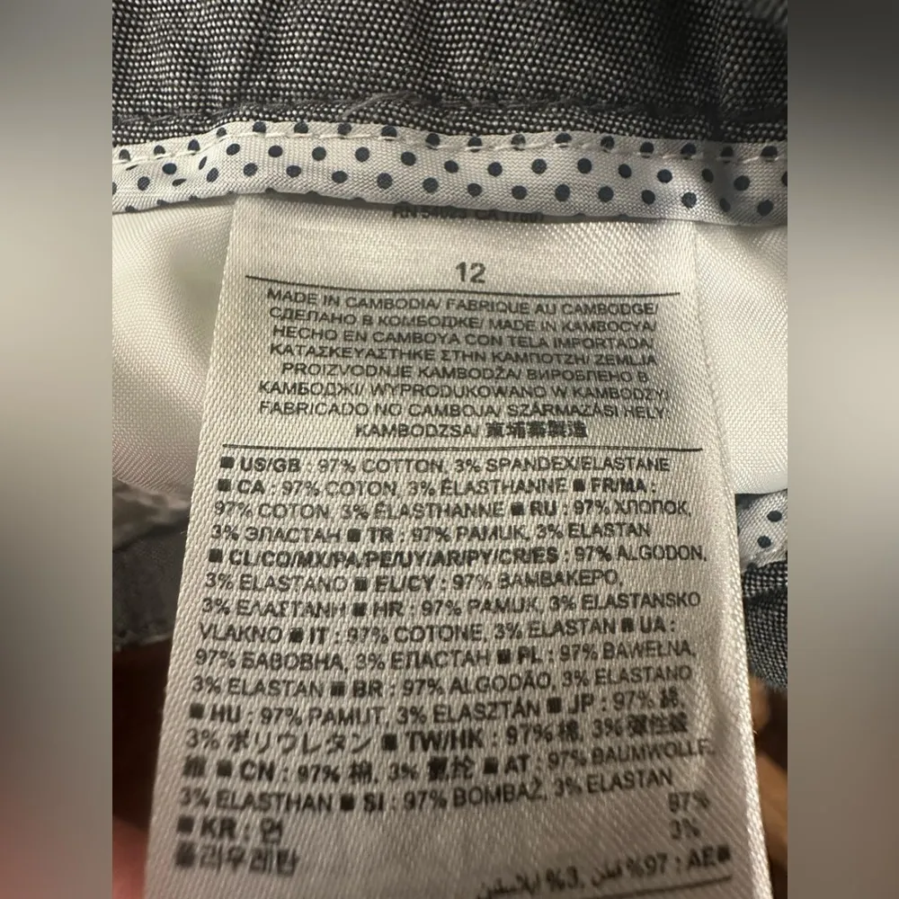 Banana Republic Hampton Fit Shorts Black White Floral Print Women's Size 12 - Image 6