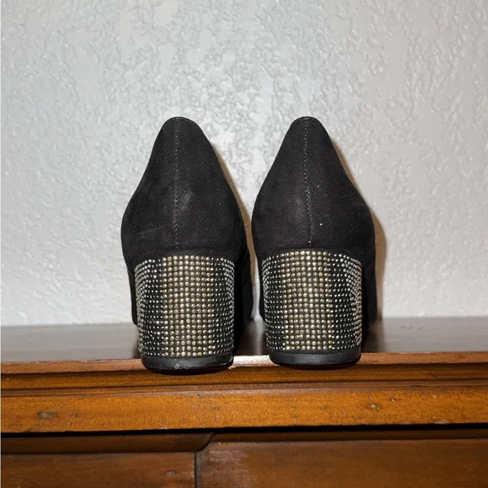 Bar III Black Heels Classic Design - Image 3