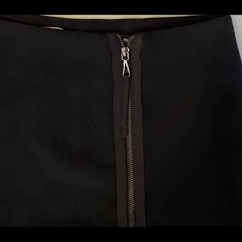 Anthropologie Leifsdottir 4 Zipped Mini Swing Skirt Black Stretch Knit Zipper - Image 4