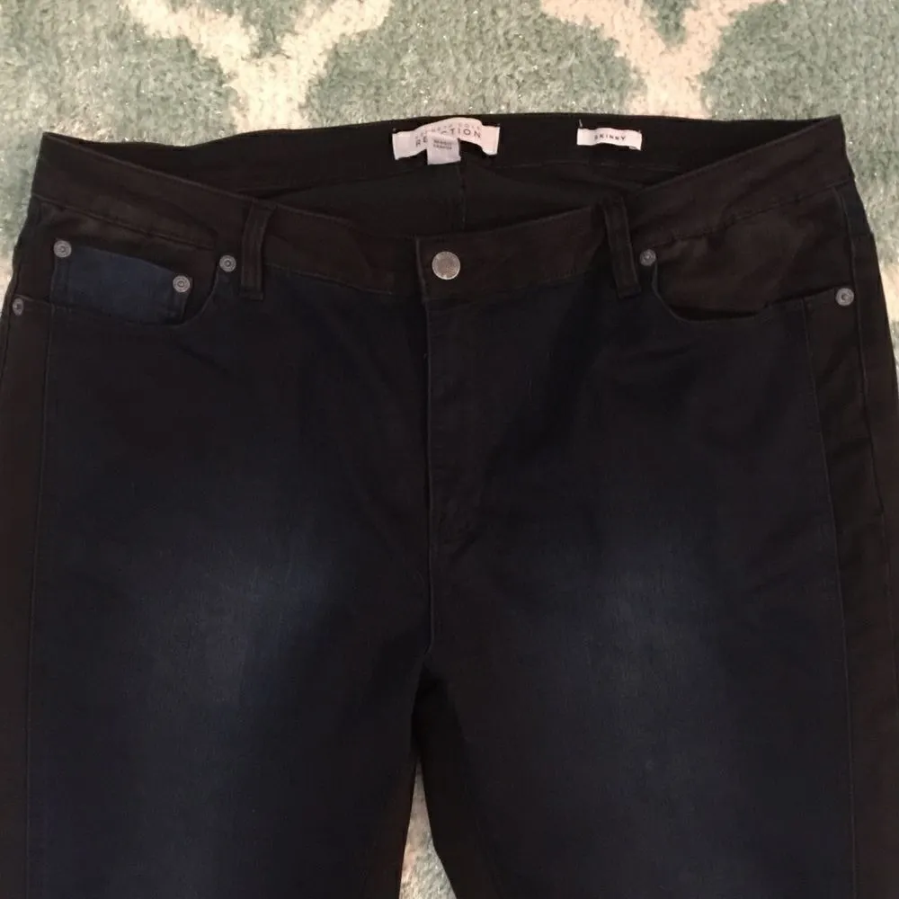 Kenneth Cole Plus size indigo/ Black 2 tone Jeans - Image 3