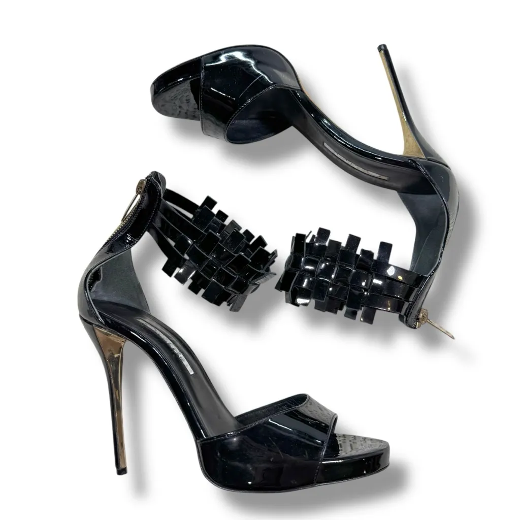 Oscar De La Renta Black Patent Leather Woven Ankle Heels 40, US 10 - Image 2