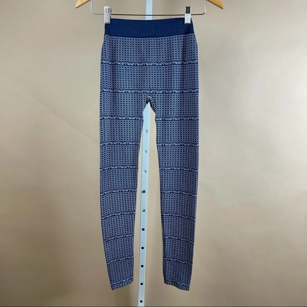 Lucky Brand Size Small Women’s Printed High Waist Legging Blue Winter Diamond - Image 2