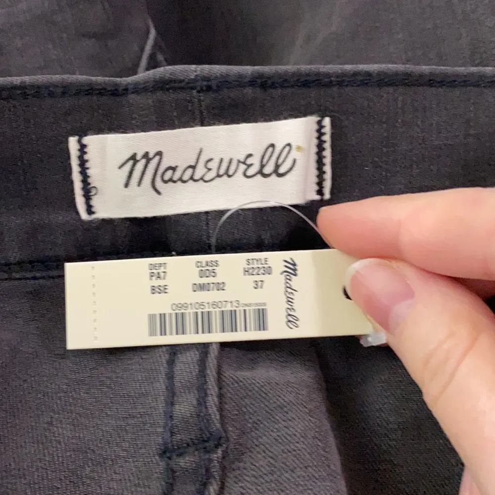 Madewell 9" Mid-Rise Skinny Jeans in Black Sea plus size 37 - Image 15