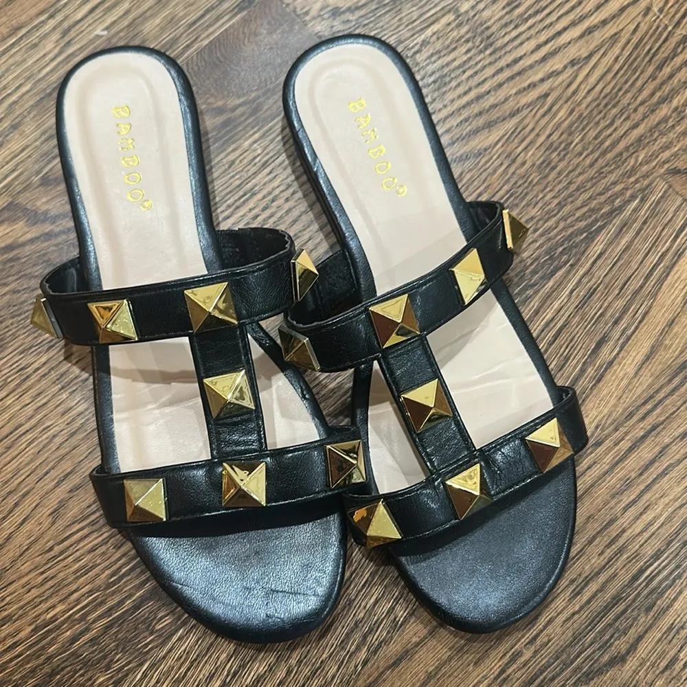 Bamboo Black with Gold Stud Sandals - Image 5