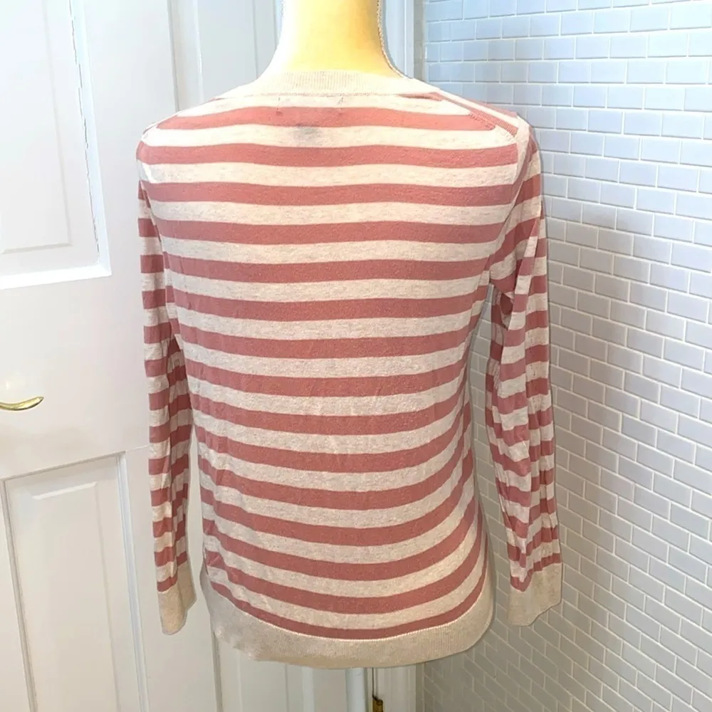 Banana Republic cottton blend stripped crew neck sweater. Pink/ecru. Size MP. - Image 3
