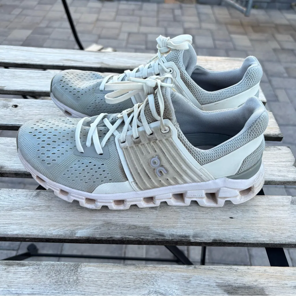 On Women's Cloudswift 4 Running Shoes Size 7 - Image 4