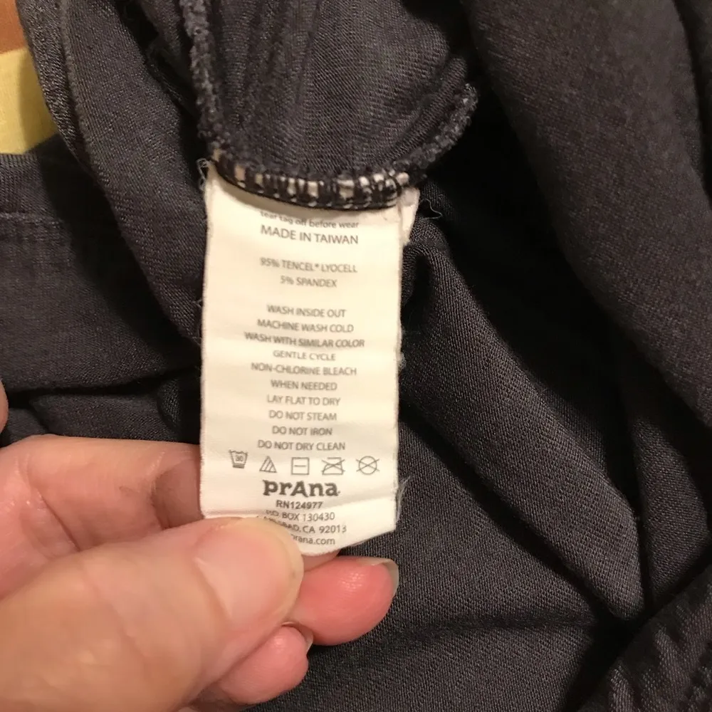 Prana Satori skirted leggings, medium. EUC - Image 6