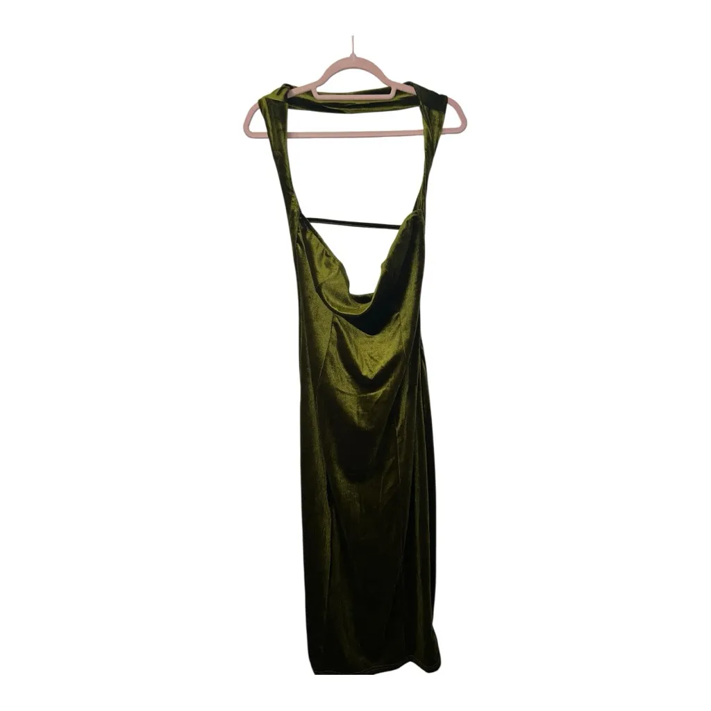 COMMENSE Sweetheart Backless Velvet Dress
COLOR - Image 3