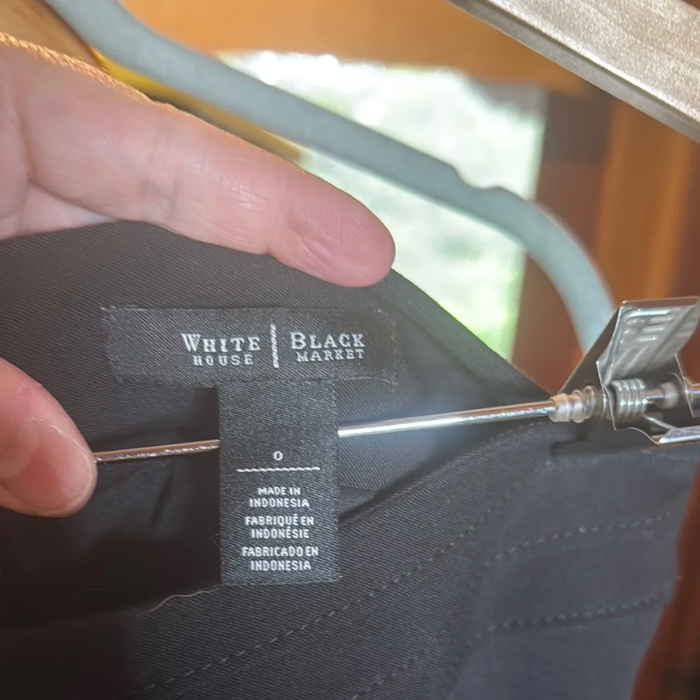 WHBM White House Black Market Classic Black Pencil Skirt Size 0 - Image 4