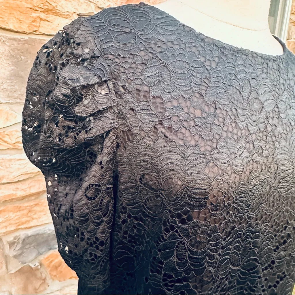 Adrianna Papell Black Lace Blouse Puff Sleeves Size M - Image 13