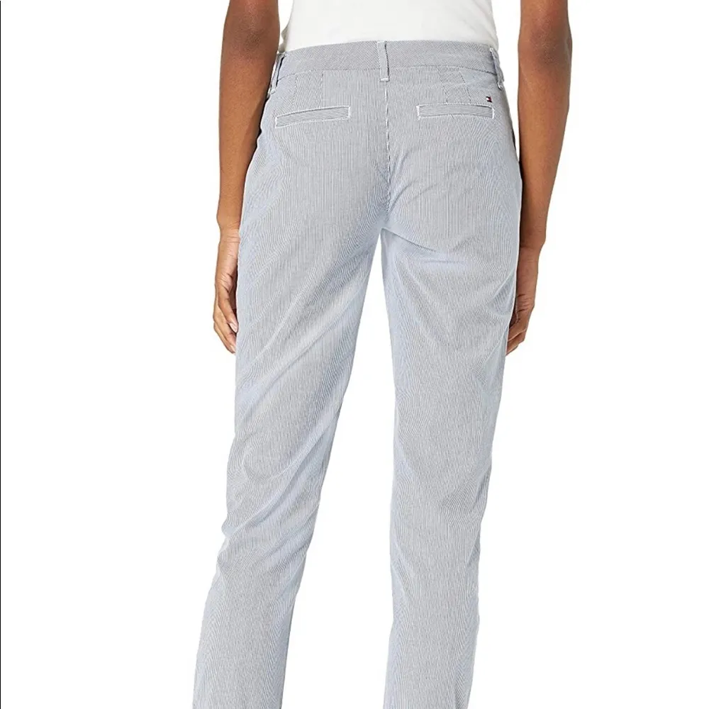 🎉Host Pick🎉 Tommy Hilfiger Relaxed Fit Hampton Chino Pant - Image 2
