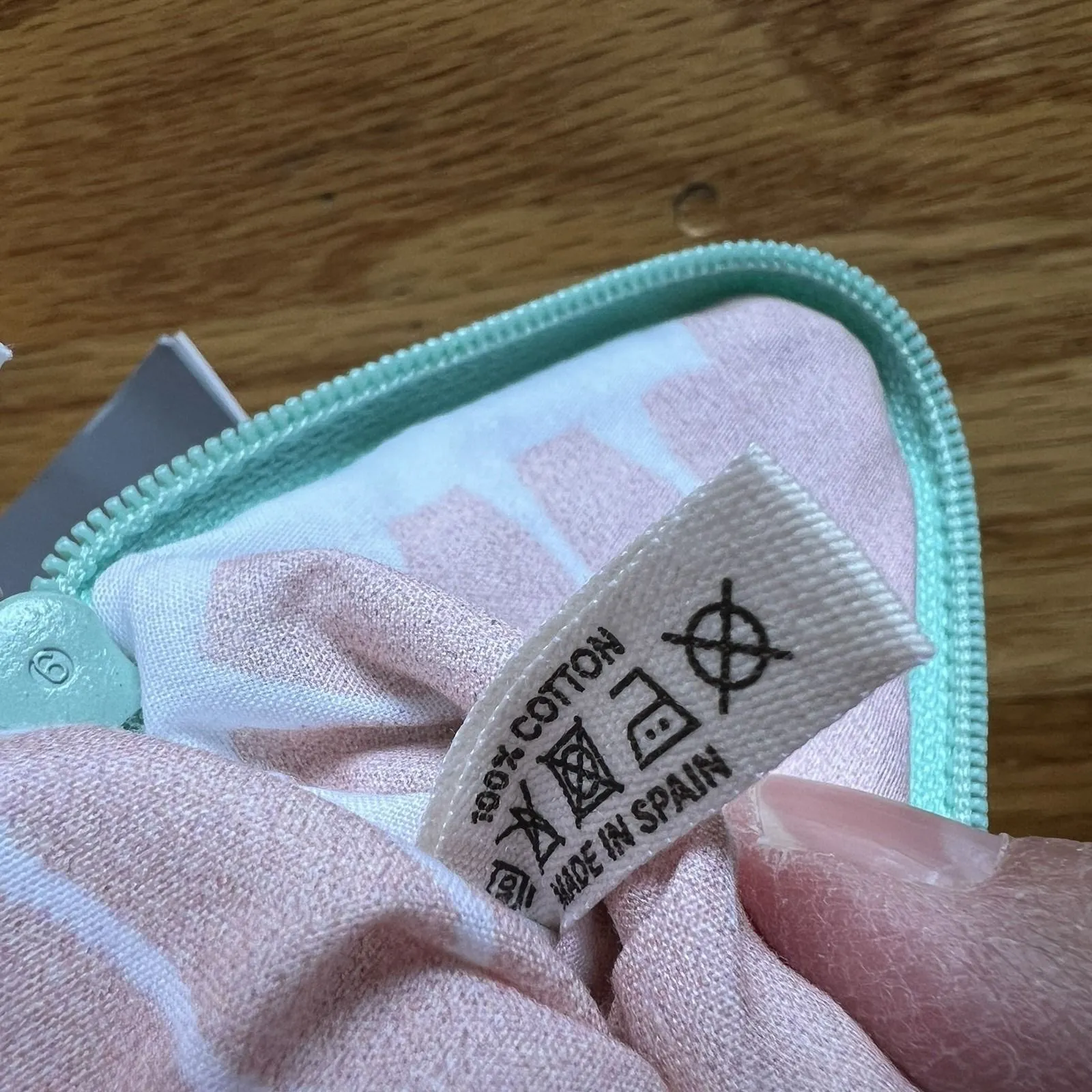 Don Fisher Fish Coin Pouch Zip Wallet Blue Cotton Made in Spain - Image 9