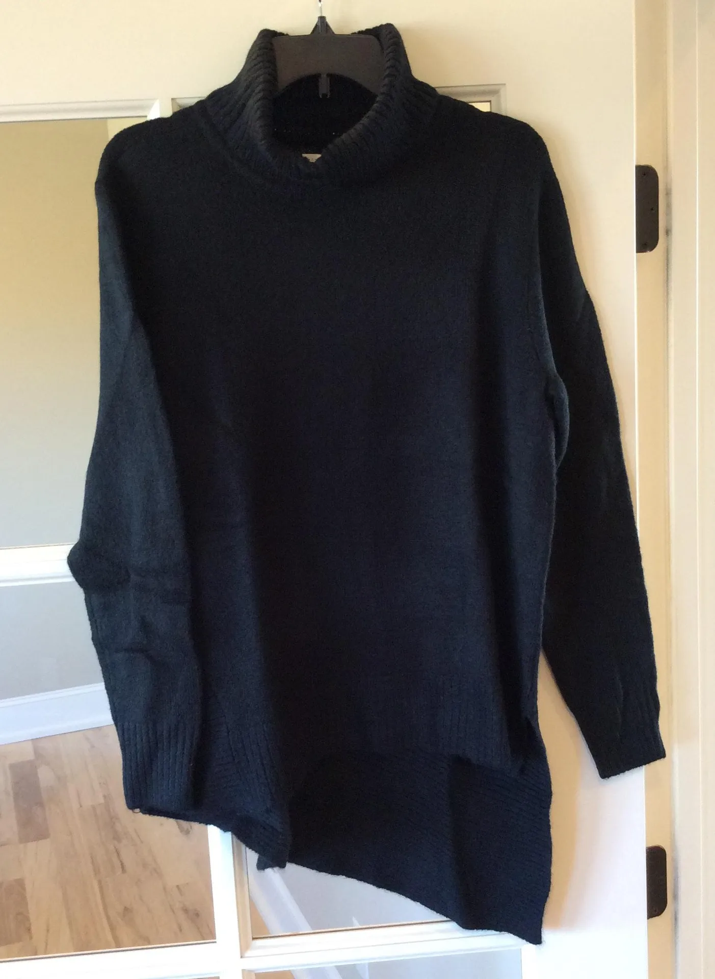 Black Sweater Pullover Womens Medium New With Tag - Image 6