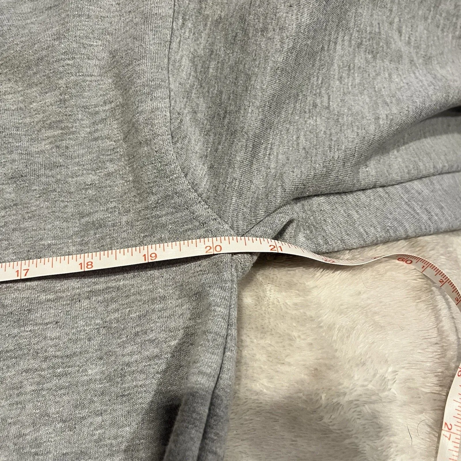 Boston Red Sox Nike Team Athletic Fit Hoodie Sweatshirt Size Large Women Genuine - Image 2