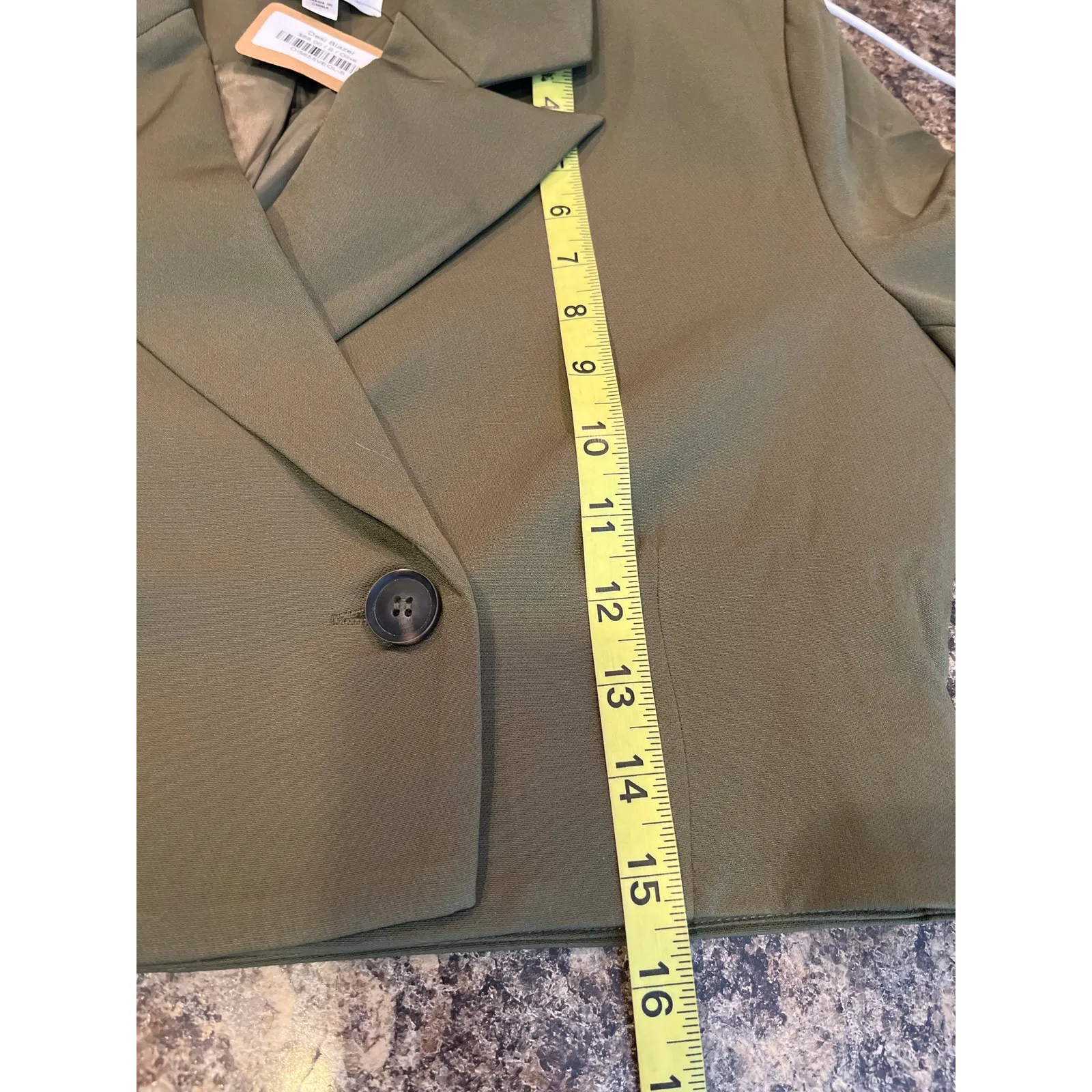 Vestique  NEW Desi Olive Green Crop Blazer Small Button‎ Closure - Image 4
