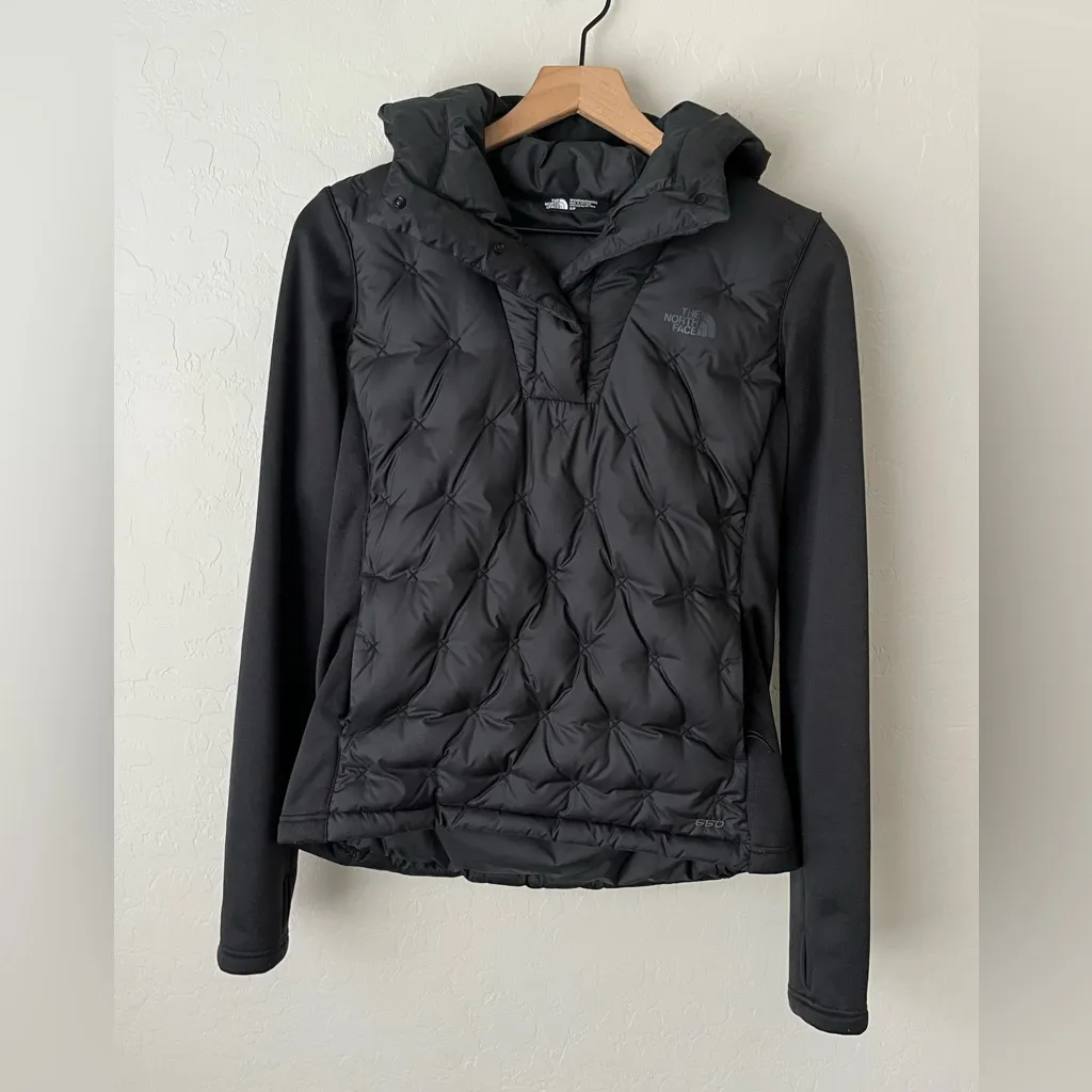 The North Face mashup 550 down insulated hooded pullover black small - Image 4