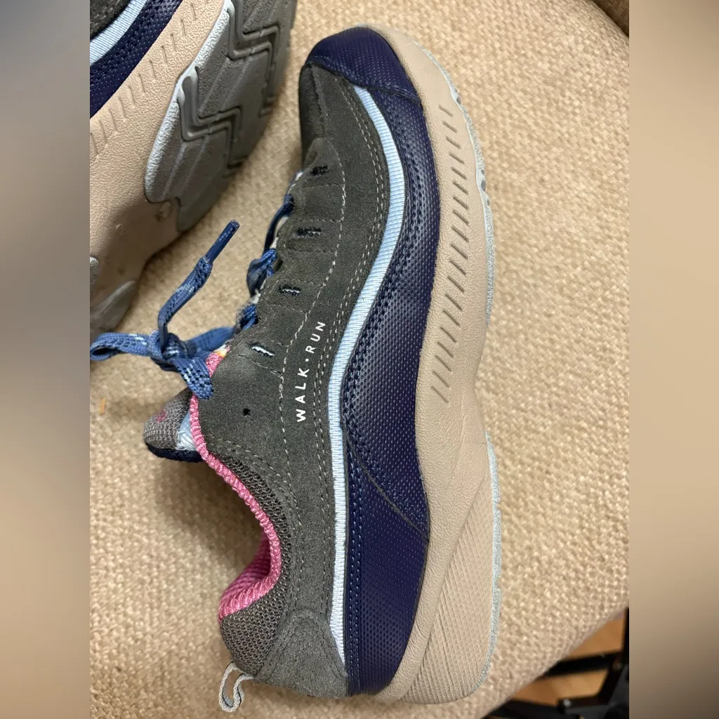 Easy Spirit Gray and Navy Athletic Shoes with Pink Lining - Image 6