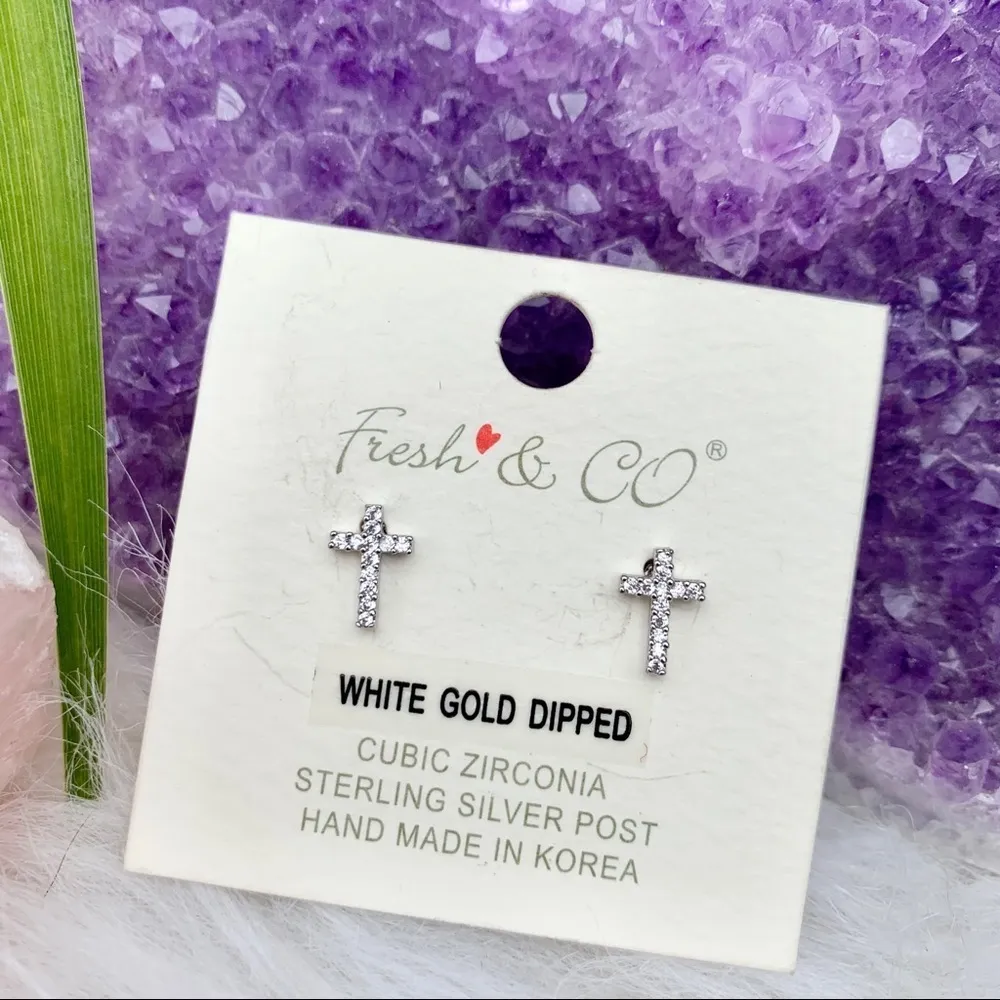 NEW White Gold Dipped Diamond Cross Stud Earrings Silver - Image 3