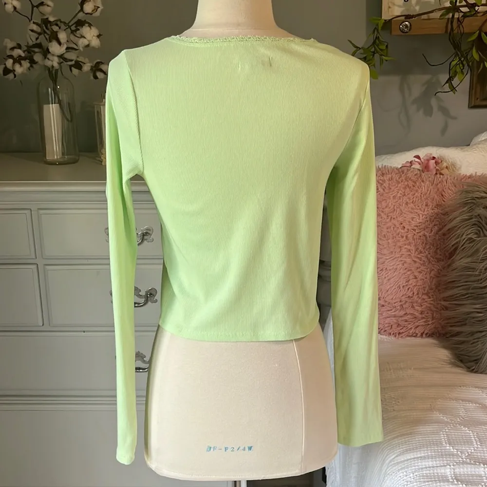 Mint Green Lightweight Stretchy Crop Top Long Sleeve Womens fits S M - Image 8
