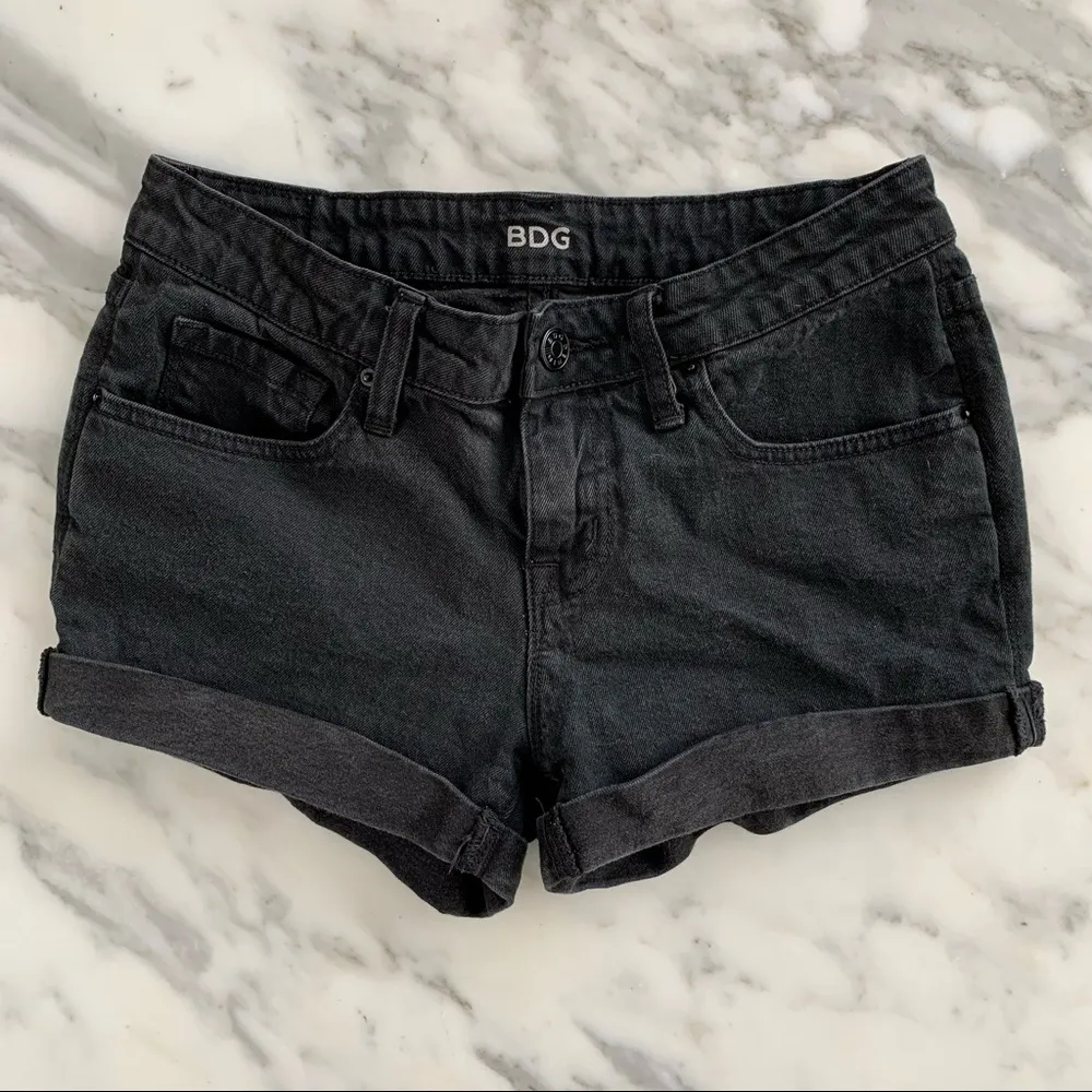 BDG Black Mid Rise Shortie Jean Shorts | Sz 26 - Image 2
